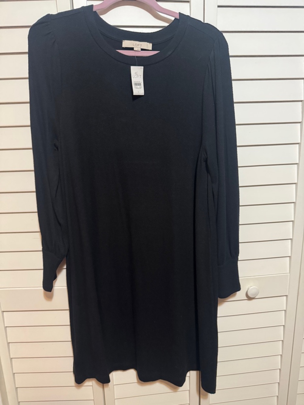LOFT Black Long Sleeve Crewneck Shift Dress